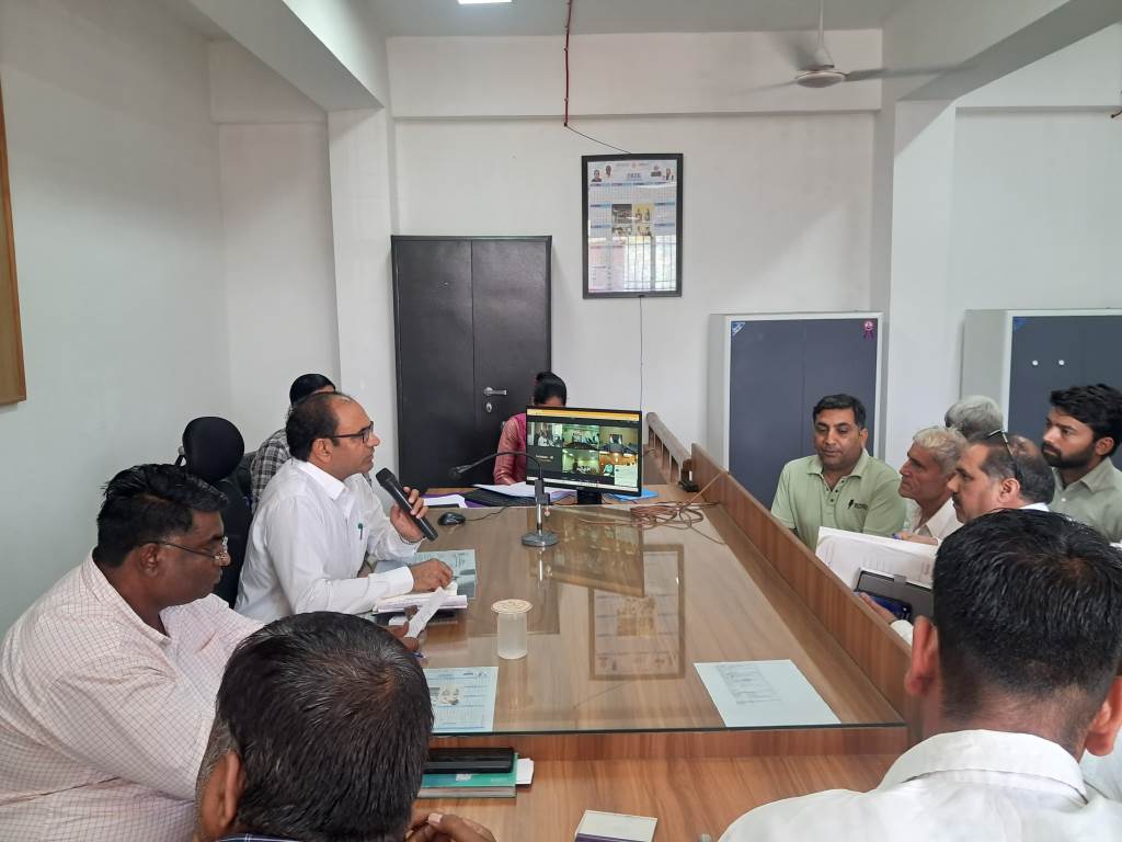  Samadhan Shivir Redressal Camp Organized in Hansi SDM Rajesh Khoth Listens to Public Grievances